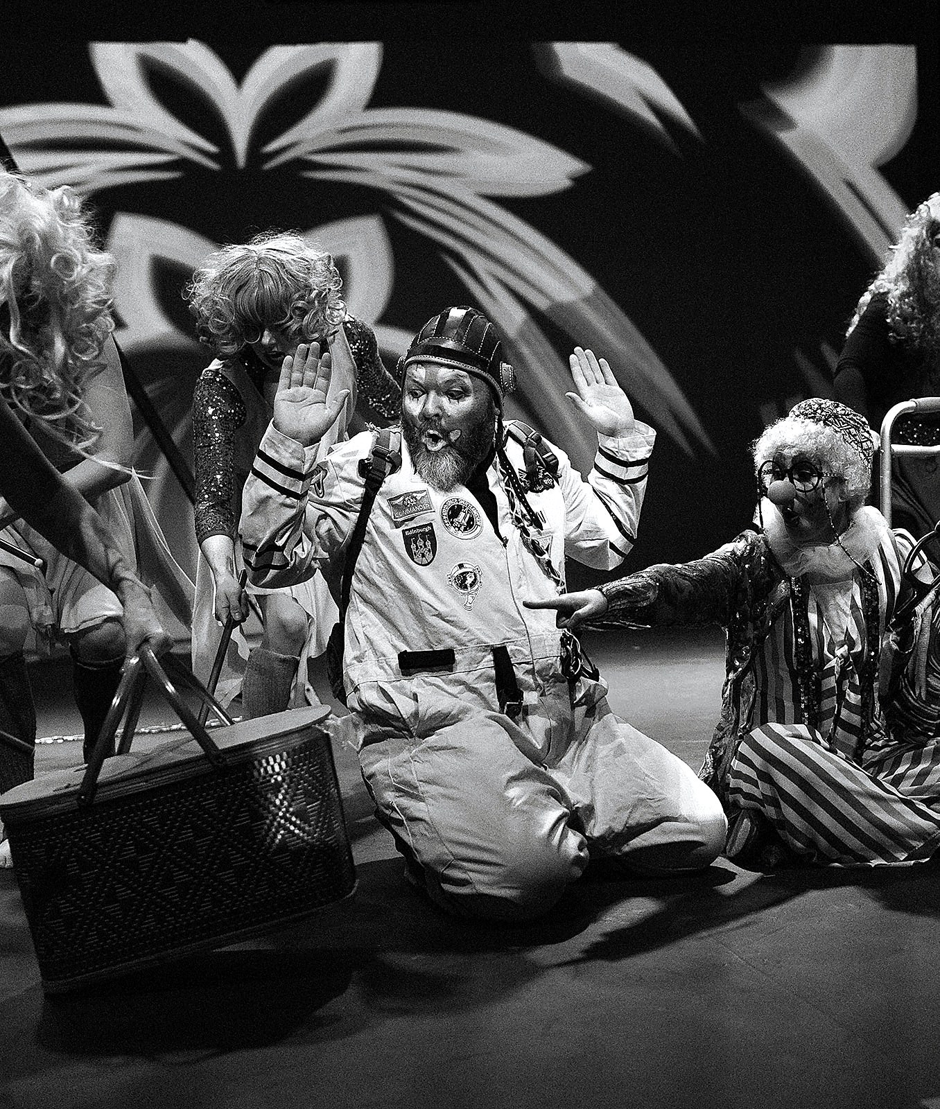Soul Penny Circus performers in action