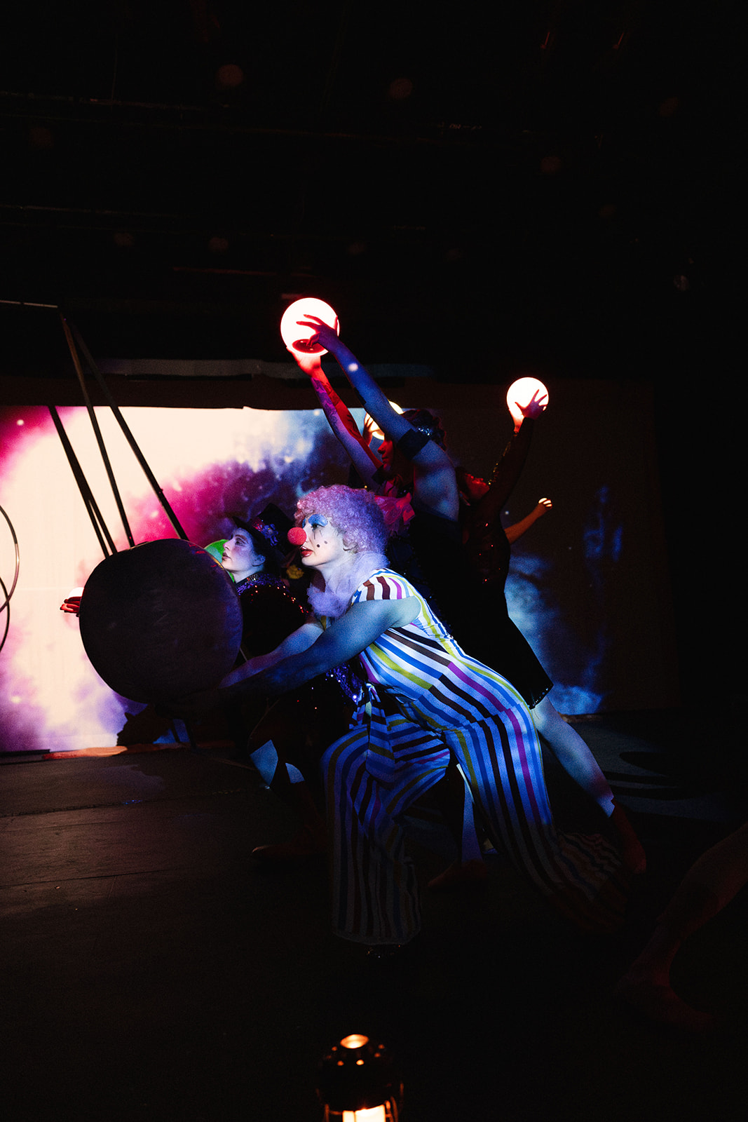 A performer in a Soul Penny Circus production
