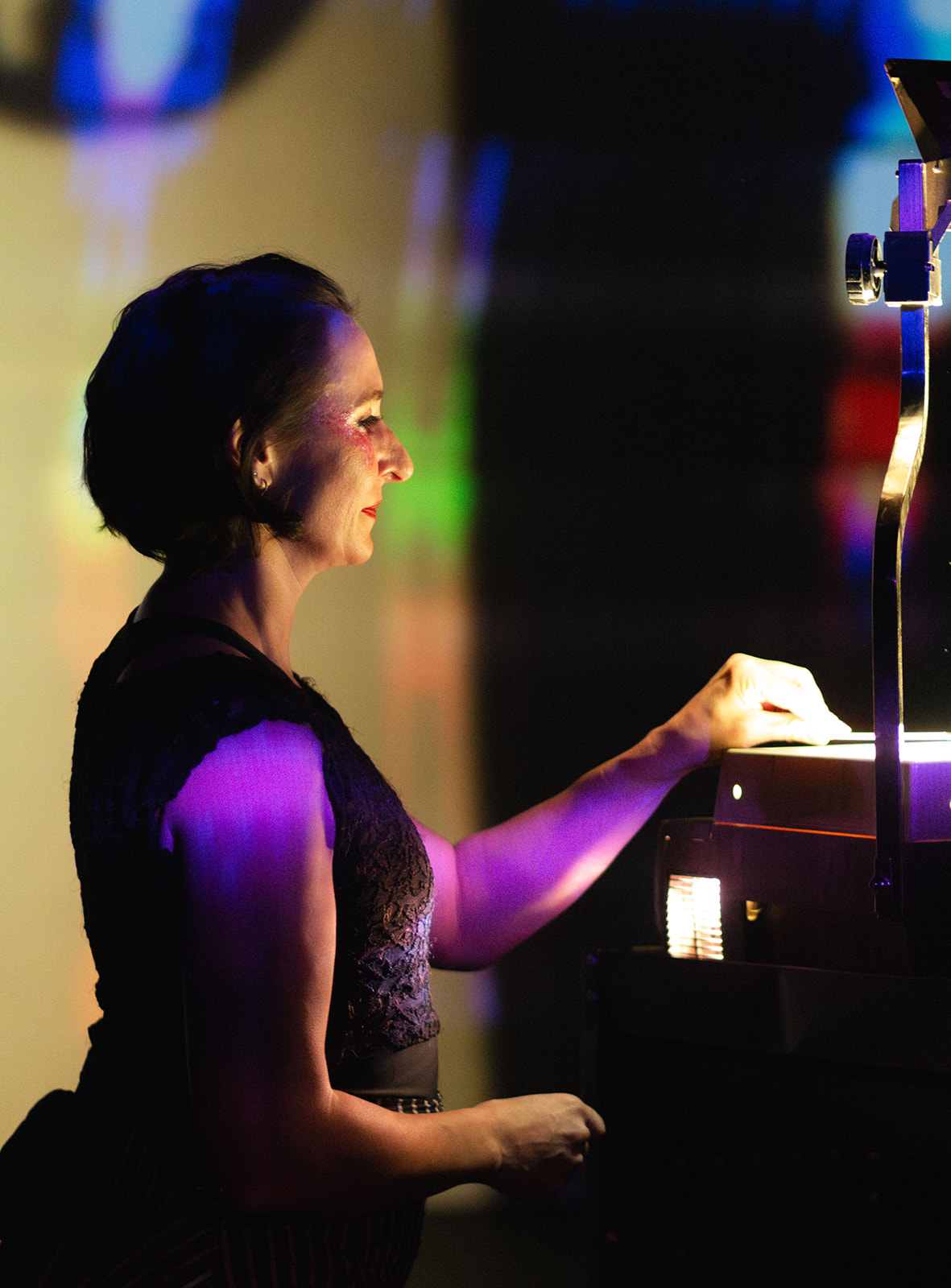 A performer in a Soul Penny Circus production