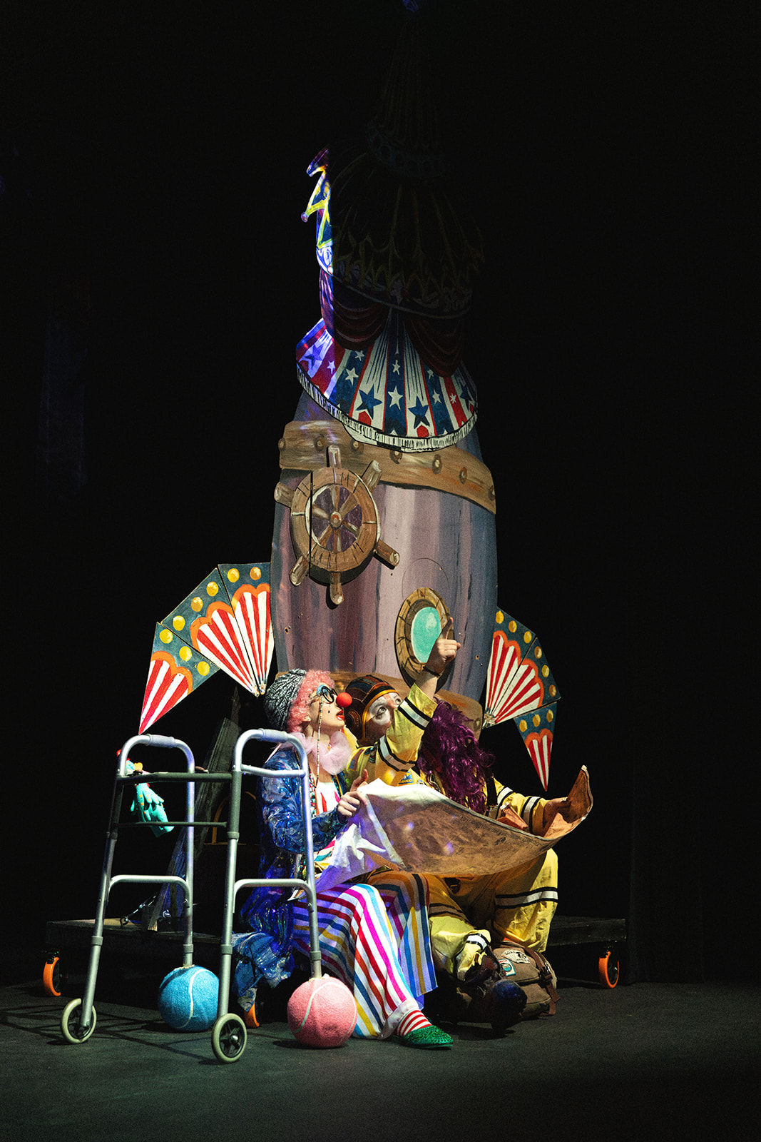 A performer in a Soul Penny Circus production