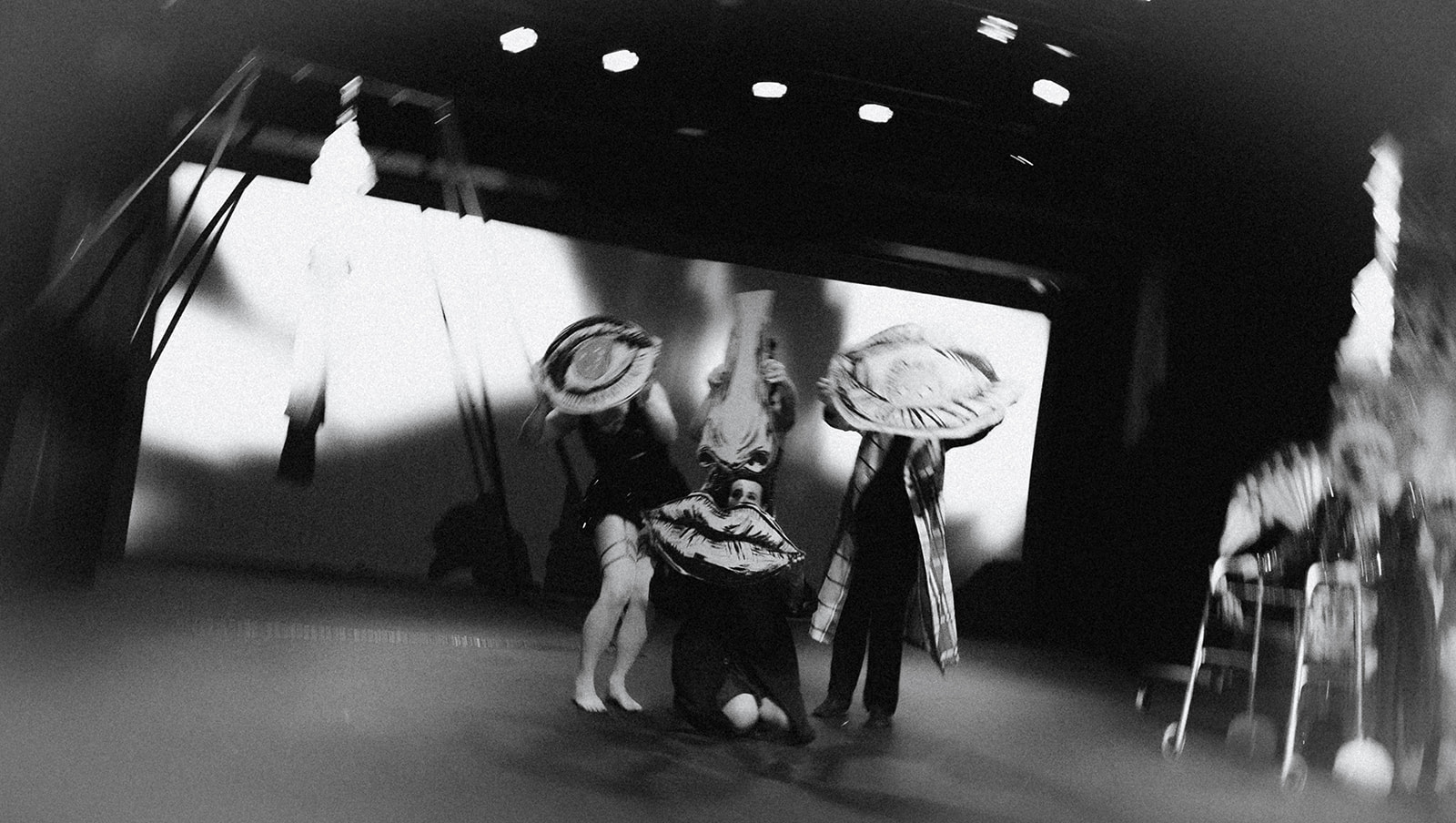 A performer in a Soul Penny Circus production