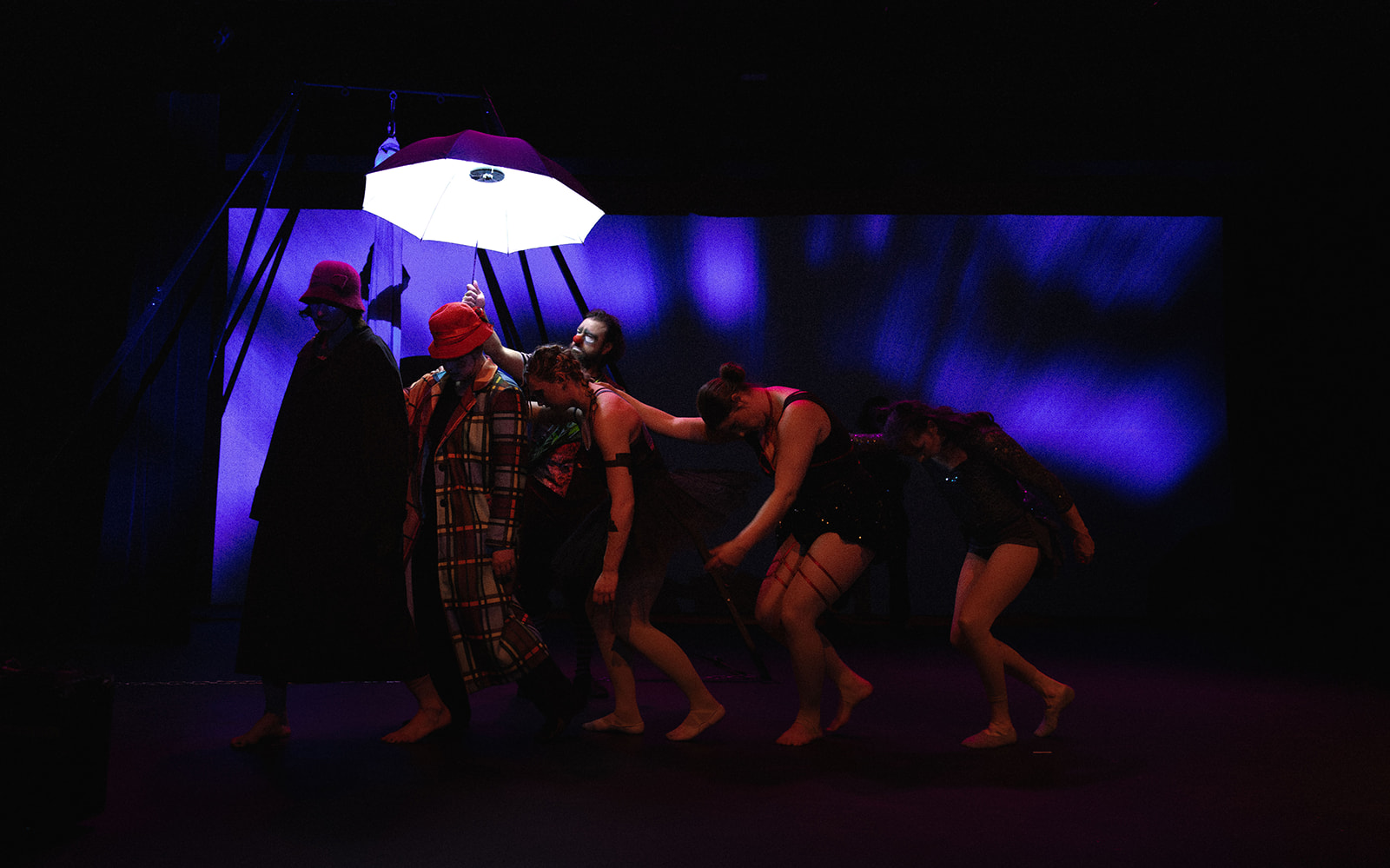 A performer in a Soul Penny Circus production