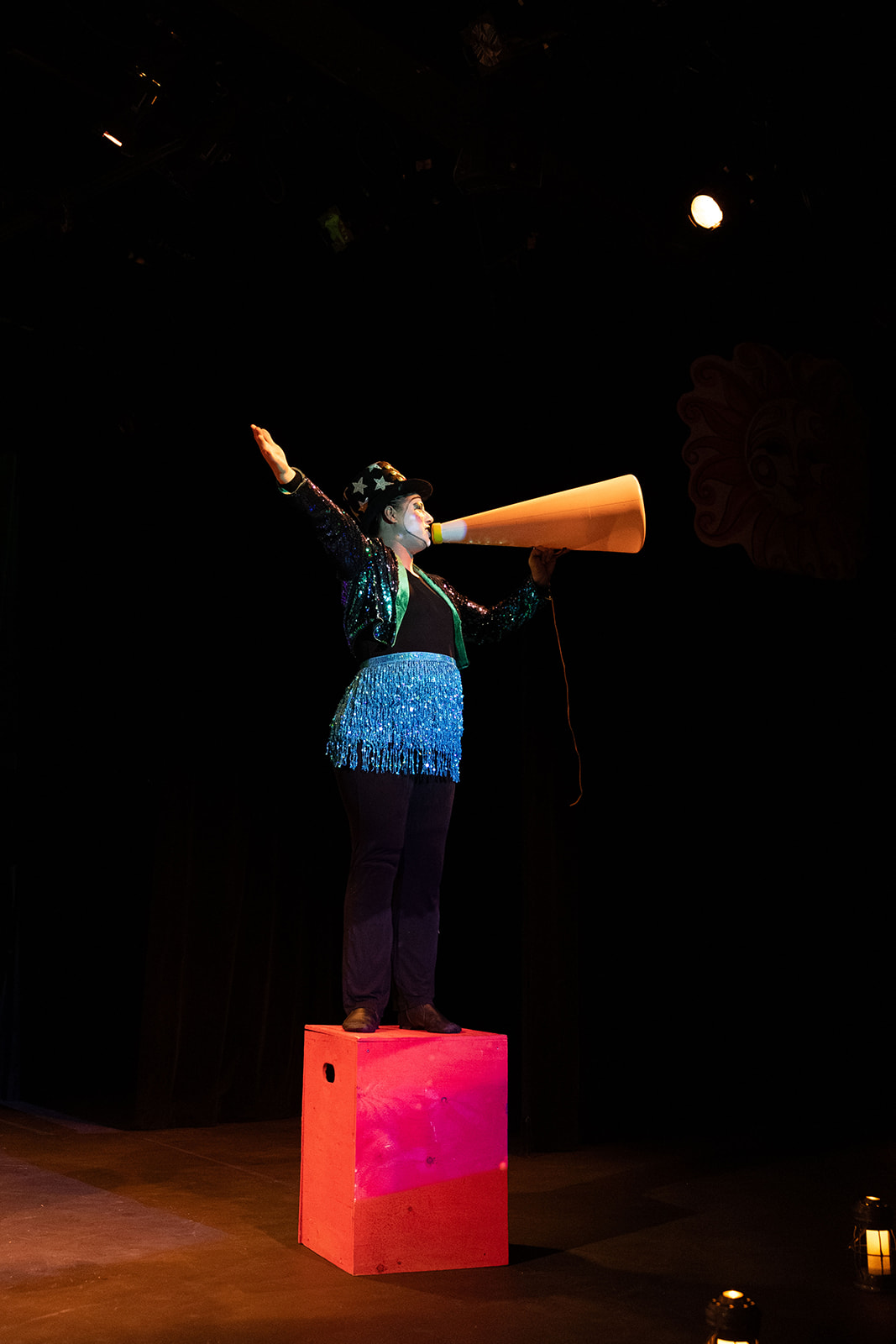 A performer in a Soul Penny Circus production