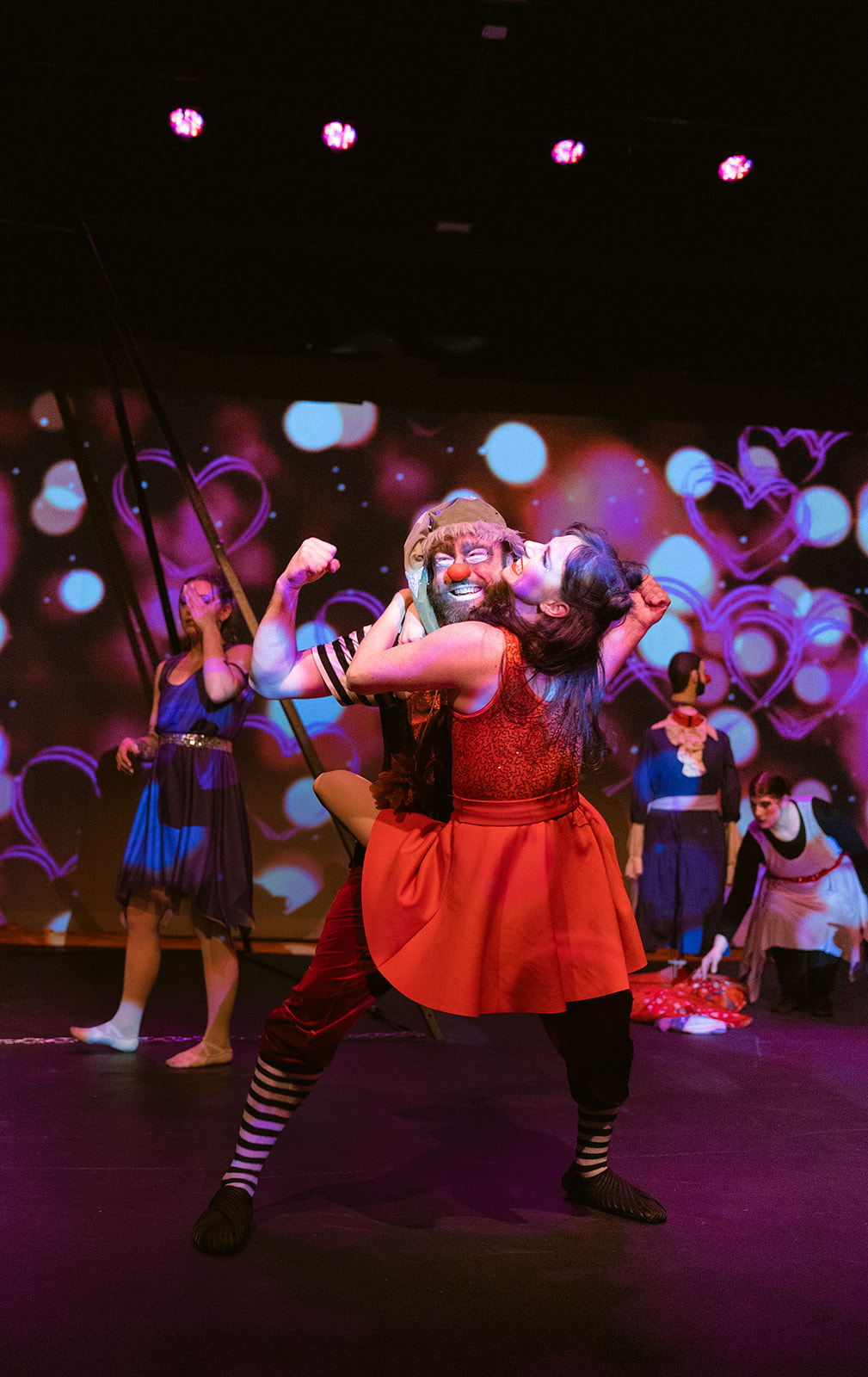 A performer in a Soul Penny Circus production